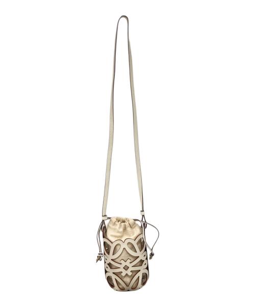 LOEWE（ロエベ）LOEWE (ロエベ) アナグラムカットアウト ポケット ショルダーバッグ　C922Y62X07 ホワイトの古着・服飾アイテム