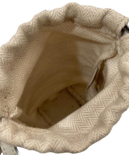 LOEWE（ロエベ）LOEWE (ロエベ) アナグラムカットアウト ポケット ショルダーバッグ　C922Y62X07 ホワイトの古着・服飾アイテム