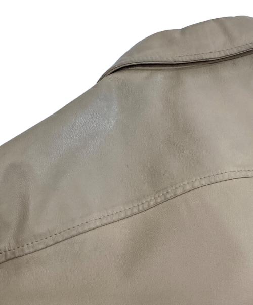 BURBERRY BLACK LABEL（バーバリーブラックレーベル）BURBERRY BLACK LABEL (バーバリーブラックレーベル) ゴートスキンスキン シングルレザージャケット ベージュ サイズ:Lの古着・服飾アイテム