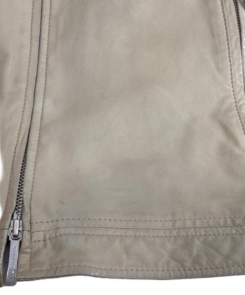 BURBERRY BLACK LABEL（バーバリーブラックレーベル）BURBERRY BLACK LABEL (バーバリーブラックレーベル) ゴートスキンスキン シングルレザージャケット ベージュ サイズ:Lの古着・服飾アイテム