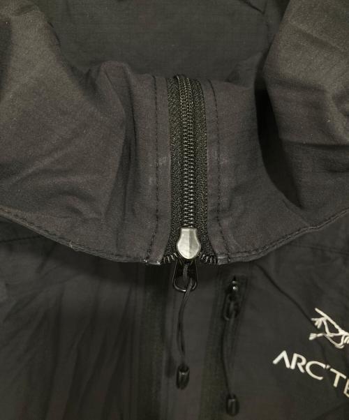 ARC'TERYX（アークテリクス）ARC'TERYX (アークテリクス) ナイロンパーカー ブラック サイズ:Mの古着・服飾アイテム