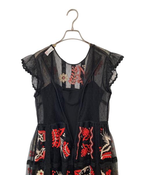 RED VALENTINO（レッドヴァレンティノ）RED VALENTINO (レッドヴァレンティノ) 刺繍レースワンピース ブラック サイズ:40の古着・服飾アイテム