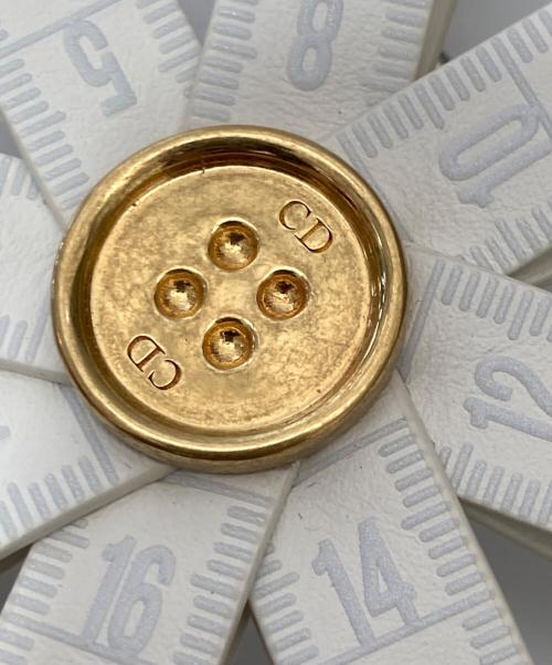 Dior（ディオール）Dior (ディオール) Daisy Key Ring（デイジーキーリング） ホワイトの古着・服飾アイテム