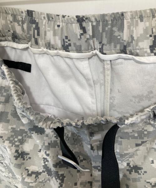 TATRAS（タトラス）TATRAS (タトラス) JISHUI ジシュイ   イージー ショートパンツ　MTAT22S5085-S グレー サイズ:02の古着・服飾アイテム