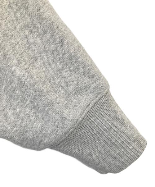 PUMA（プーマ）PUMA (プーマ) AMI Alexandre Mattiussi (アミアレクサンドルマテュッシ) プルオーバーパーカー　534069-04 グレー サイズ:Mの古着・服飾アイテム