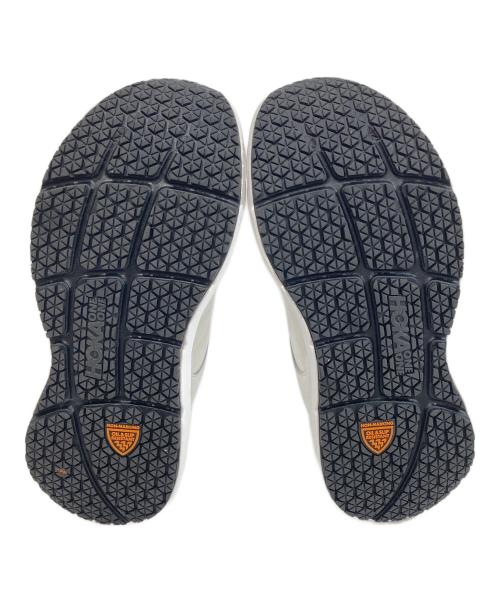 HOKA（ホカ）HOKA (ホカ) Bondi SR ボンダイ　1110520FTFR ホワイト サイズ:28cmの古着・服飾アイテム