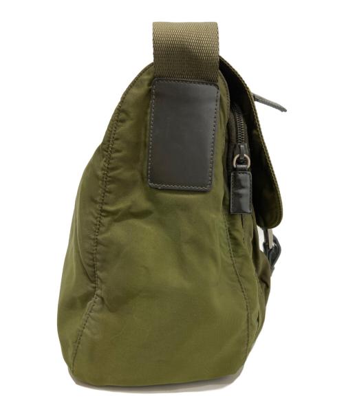 PRADA（プラダ）PRADA (プラダ) ナイロンショルダーバッグ　NYLON SHOULDER BAG　三角プレート　B1738F グリーンの古着・服飾アイテム