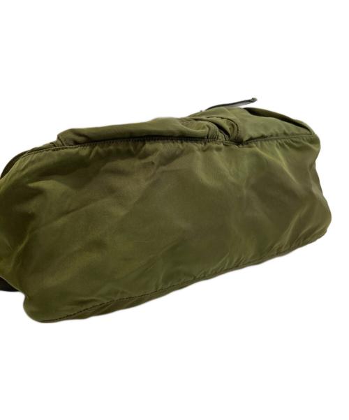 PRADA（プラダ）PRADA (プラダ) ナイロンショルダーバッグ　NYLON SHOULDER BAG　三角プレート　B1738F グリーンの古着・服飾アイテム