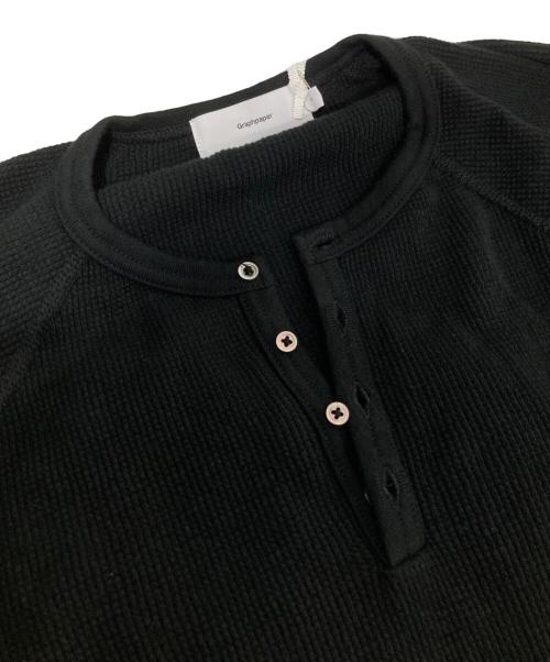 Graphpaper（グラフペーパー）Graphpaper (グラフペーパー) Waffle L/S Henley Neck Tee（ワッフルロングスリーブ ヘンリーネック）　GU231-70318B ブラック サイズ:Fの古着・服飾アイテム