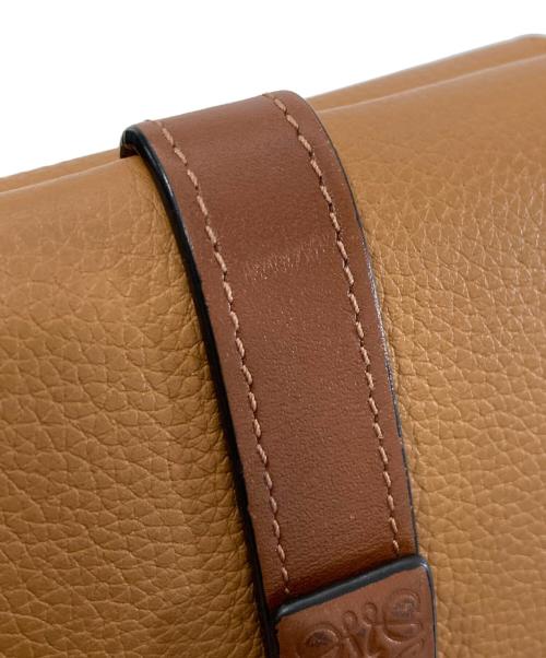 LOEWE（ロエベ）LOEWE (ロエベ) トライフォールドウォレット ブラウンの古着・服飾アイテム