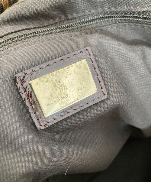 FENDI（フェンディ）FENDI (フェンディ) ズッカ ミア チェーン ショルダーバッグ　8BR614 カーキの古着・服飾アイテム