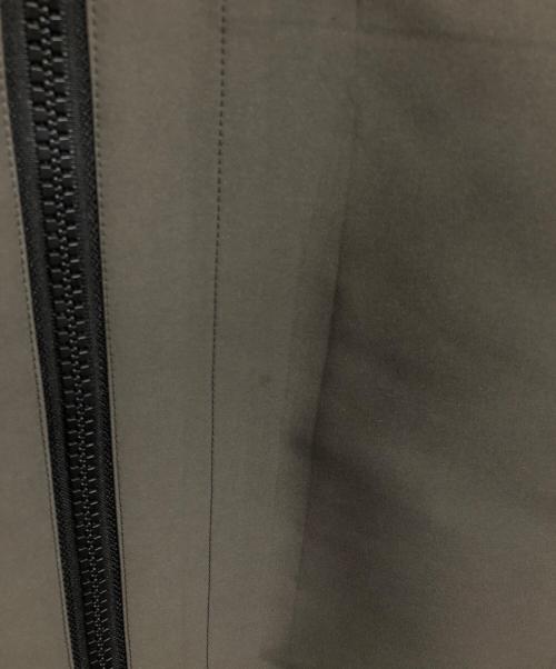 ISSEY MIYAKE IM MEN（イッセイミヤケ アイム メン）ISSEY MIYAKE IM MEN (イッセイミヤケ アイム メン) DOUBLE WEAVE FLAT リバーシブルブルゾン　ダブルウェーブフラット　LA13FC185 カーキ サイズ:3の古着・服飾アイテム