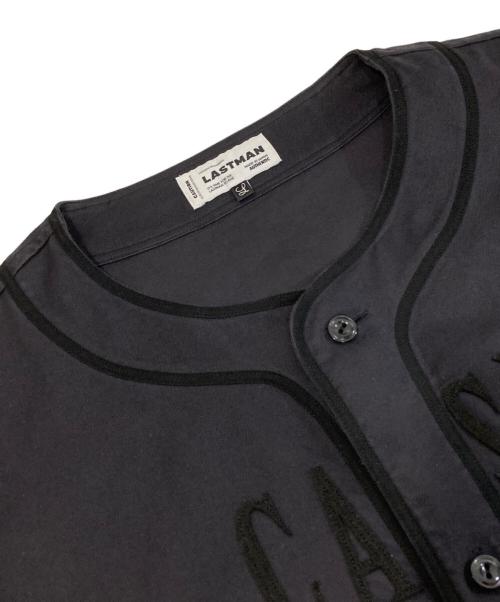 LASTMAN（ラストマン）LASTMAN (ラストマン) BASEBALL SHIRTS L/S C.R.E.A.M　ベースボールシャツL/S　C.R.E.A.M 　25SS 251LM-SH02 グレー サイズ:Lの古着・服飾アイテム