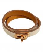 HERMESエルメス）の古着「レザーブレスレット 《ミニ・ケリー》 ドゥブルトゥール　ゴールデンローズ・ナタ　W刻印」｜ゴールデンローズ・ナタ