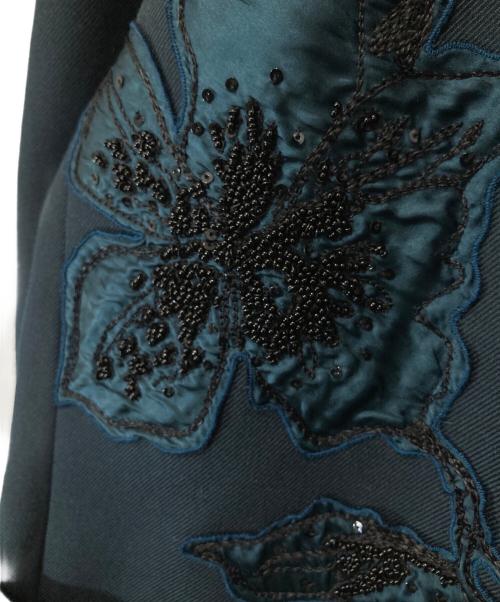 GOLDEN GOOSE（ゴールデングース）GOLDEN GOOSE (ゴールデングース) フラワー刺繍テーラードジャケット GMP00929-P000629 グリーン サイズ:50の古着・服飾アイテム