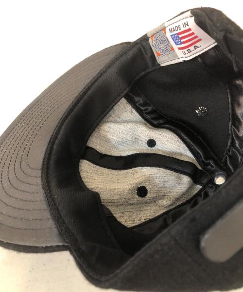 CDG（シーディージー）CDG (シーディージー) EBBETS FIELD FLANNELS (エベッツフィールドフランネルズ) 別注 CDG COMME des GARCONS ロゴウールキャップ コムデギャルソン SZ-K604  ブラックの古着・服飾アイテム