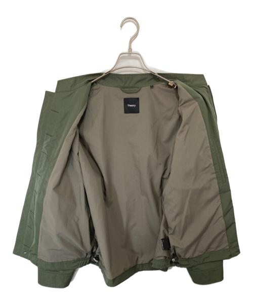 theory（セオリー）theory (セオリー) ST COLLAR BOMBER（スタンドカラー ボマージャケット）　09-3309602 オリーブ サイズ:Mの古着・服飾アイテム
