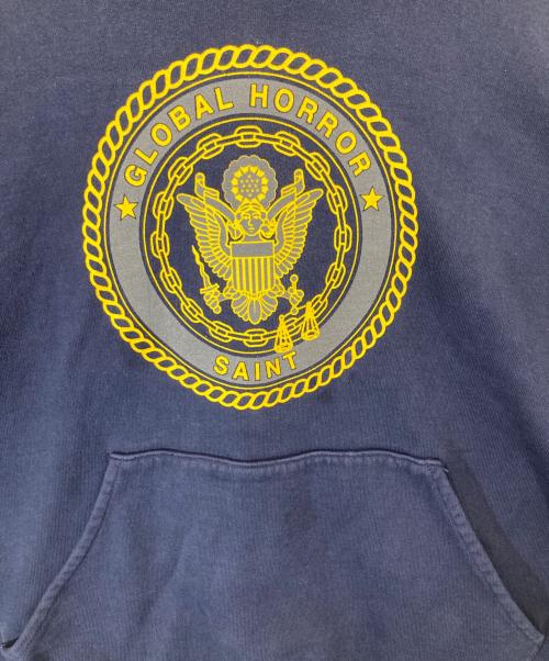 SAINT MICHAEL（セントマイケル）SAINT MICHAEL (セントマイケル) HOODIE SAINT　プリントパ―カー　SM-HR1-0000-055 ネイビー サイズ:XLの古着・服飾アイテム