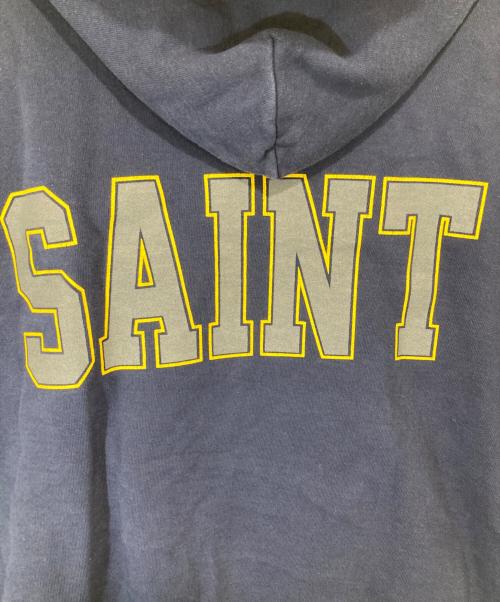 SAINT MICHAEL（セントマイケル）SAINT MICHAEL (セントマイケル) HOODIE SAINT　プリントパ―カー　SM-HR1-0000-055 ネイビー サイズ:XLの古着・服飾アイテム