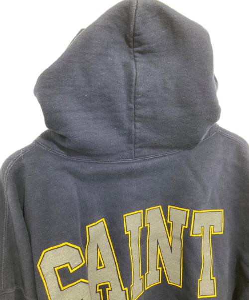 SAINT MICHAEL（セントマイケル）SAINT MICHAEL (セントマイケル) HOODIE SAINT　プリントパ―カー　SM-HR1-0000-055 ネイビー サイズ:XLの古着・服飾アイテム