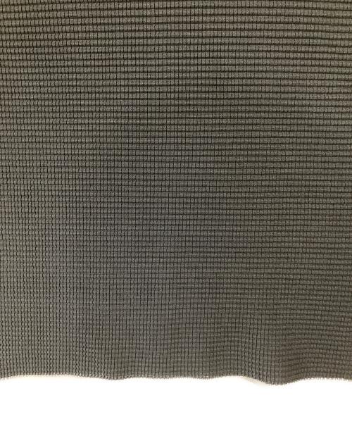 me ISSEY MIYAKE（ミーイッセイ ミヤケ）me ISSEY MIYAKE (ミーイッセイ ミヤケ) ノースリーブトップス　NO SLEEVE TOPS　MI43KK387 ブラック サイズ:FREEの古着・服飾アイテム