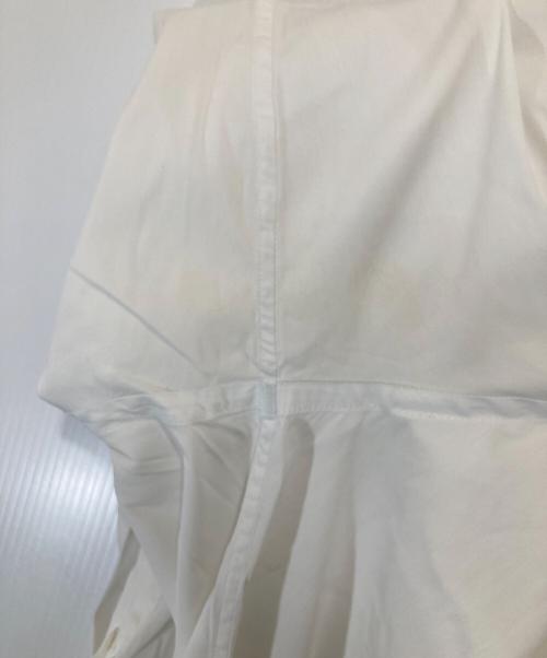 PRADA（プラダ）PRADA (プラダ) POPELINE STRETCH ワイシャツ　ポプリンストレッチ　UCM611 F62 ホワイト サイズ:42／161/2の古着・服飾アイテム