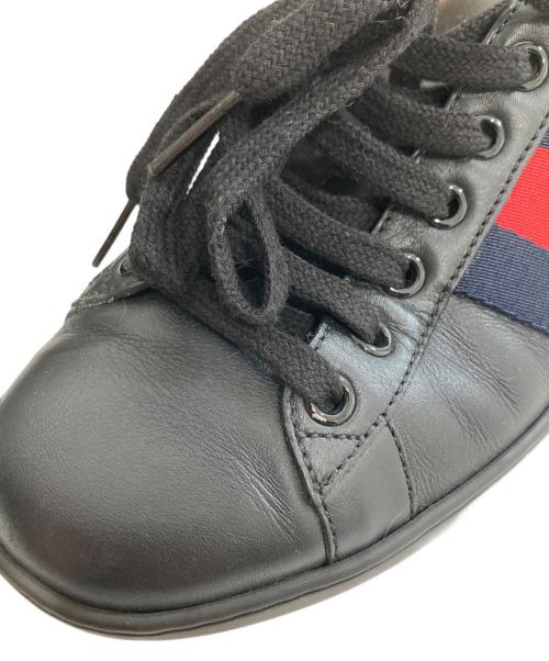 GUCCI（グッチ）GUCCI (グッチ) エース ビー ローカットスニーカー　429446 ブラック サイズ:5の古着・服飾アイテム