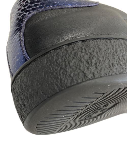 GUCCI（グッチ）GUCCI (グッチ) エース ビー ローカットスニーカー　429446 ブラック サイズ:5の古着・服飾アイテム