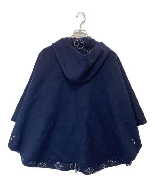 LOUIS VUITTON（ルイ ヴィトン）LOUIS VUITTON (ルイ ヴィトン) マヒナ リバーシブルポンチョ　REVERSEABLE PONCHO FMCO18J54 ネイビー サイズ:TUの古着・服飾アイテム