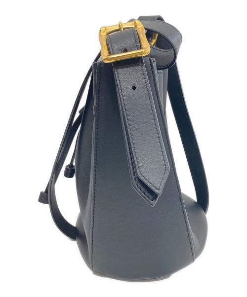 J&M DAVIDSON（ジェイ＆エム デヴィッドソン）J&M DAVIDSON (ジェイ＆エム デヴィッドソン) ポピー 巾着 2WAYショルダーバッグ ブラックの古着・服飾アイテム