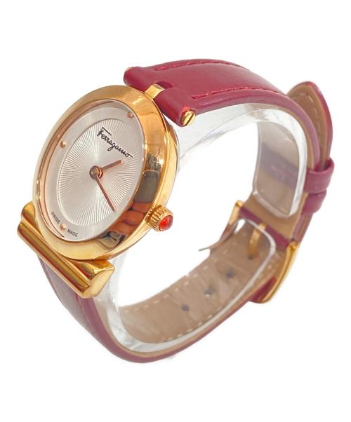 Salvatore Ferragamo（サルヴァトーレ フェラガモ）Salvatore Ferragamo (サルヴァトーレ フェラガモ) ガンチーニ リストウォッチ　SFMB00321 ホワイトの古着・服飾アイテム