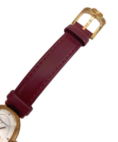 Salvatore Ferragamo（サルヴァトーレ フェラガモ）Salvatore Ferragamo (サルヴァトーレ フェラガモ) ガンチーニ リストウォッチ　SFMB00321 ホワイトの古着・服飾アイテム