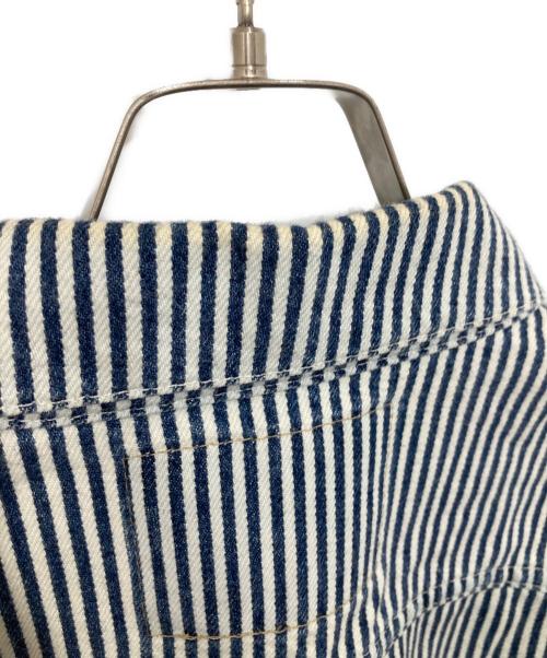 LEVI'S（リーバイス）LEVI'S (リーバイス) NIGO (二ゴー) HICKORY STRIPE 557 XX TRUCKER DENIM JACKET　ヒッコリーストライプデニムジャケット　PC9-A5904-0000 ブルー サイズ:42の古着・服飾アイテム