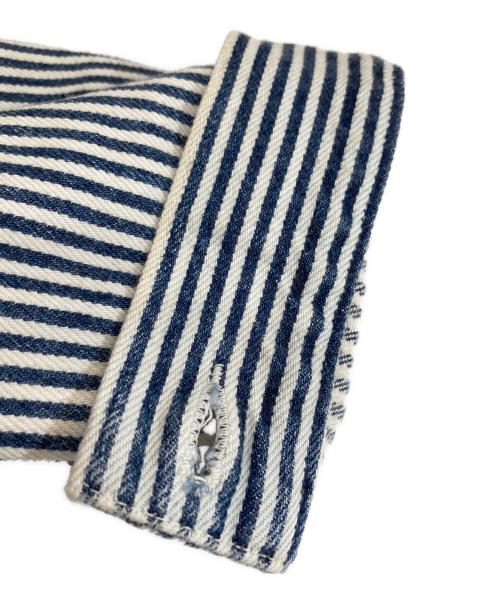 LEVI'S（リーバイス）LEVI'S (リーバイス) NIGO (二ゴー) HICKORY STRIPE 557 XX TRUCKER DENIM JACKET　ヒッコリーストライプデニムジャケット　PC9-A5904-0000 ブルー サイズ:42の古着・服飾アイテム