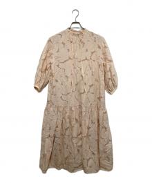 BALLSEY（ボールジィ）の古着「ブルームカットジャカード フリルネックギャザーワンピース」｜ピンク