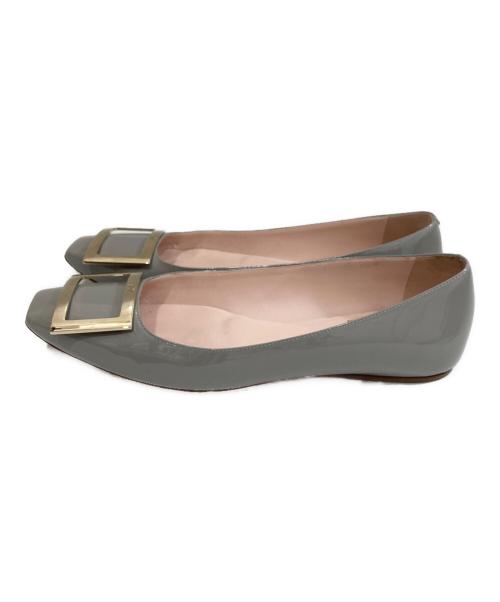 Roger Vivier（ロジェ ヴィヴィエ）Roger Vivier (ロジェ ヴィヴィエ) トランペット パテントレザー バレリーナ グレー サイズ:37の古着・服飾アイテム