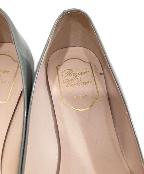 Roger Vivier（ロジェ ヴィヴィエ）Roger Vivier (ロジェ ヴィヴィエ) トランペット パテントレザー バレリーナ グレー サイズ:37の古着・服飾アイテム