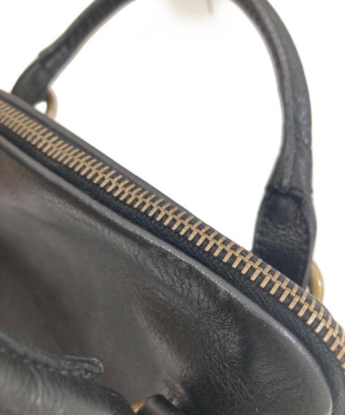 MIU MIU（ミュウミュウ）MIU MIU (ミュウミュウ) ロゴ型押し レザー ミニハンドバッグ　127044V ブラックの古着・服飾アイテム