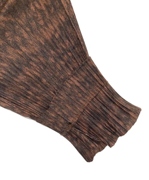 PLEATS PLEASE（プリーツプリーズ）PLEATS PLEASE (プリーツプリーズ) L/S プリーツカットソー　PP43-FK761 ブラウン サイズ:3の古着・服飾アイテム