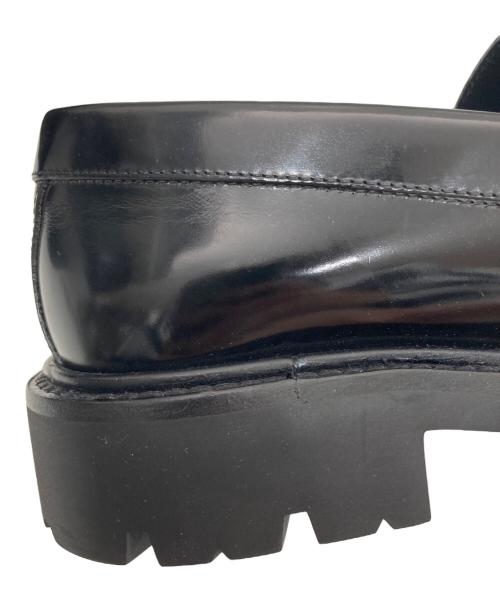 CELINE（セリーヌ）CELINE (セリーヌ) トリオンフチェーン マーガレット ローファー　レザーシューズ ブラック サイズ:39の古着・服飾アイテム