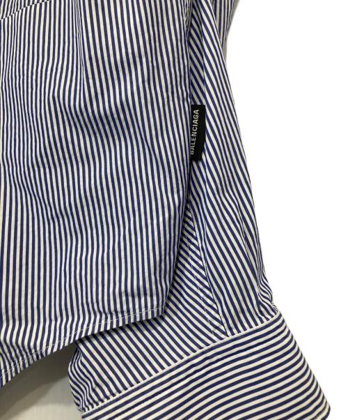 BALENCIAGA（バレンシアガ）BALENCIAGA (バレンシアガ) Twisted Sleeve Shirt　ツイステッドスリーブシャツ　QC72 704461 TJM10 4640 ブルー サイズ:2の古着・服飾アイテム