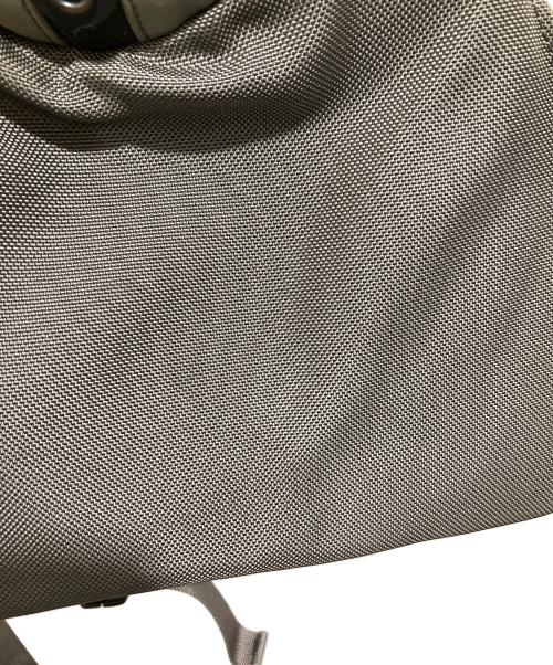 ARC'TERYX（アークテリクス）ARC'TERYX (アークテリクス) BEAMS (ビームス) ARRO 16 BACKPACK　28724-128620 グレーの古着・服飾アイテム