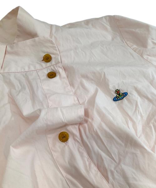 Vivienne Westwood RED LABEL（ヴィヴィアンウエストウッドレッドレーベル）Vivienne Westwood RED LABEL (ヴィヴィアンウエストウッドレッドレーベル) ボウタイオーブ刺繍シャツ　356-01-88029 ピンク サイズ:Mの古着・服飾アイテム