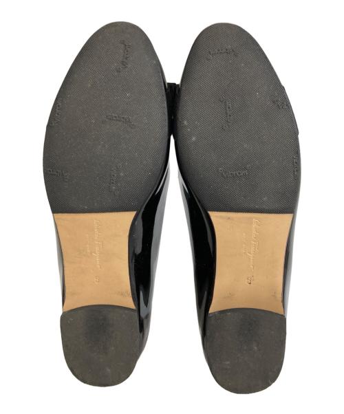 Salvatore Ferragamo（サルヴァトーレ フェラガモ）Salvatore Ferragamo (サルヴァトーレ フェラガモ) ヴァリナ リボンフラットパンプス ブラック サイズ:6の古着・服飾アイテム