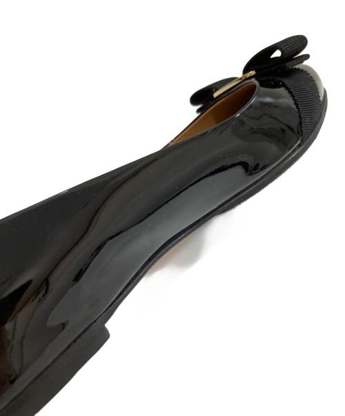 Salvatore Ferragamo（サルヴァトーレ フェラガモ）Salvatore Ferragamo (サルヴァトーレ フェラガモ) ヴァリナ リボンフラットパンプス ブラック サイズ:6の古着・服飾アイテム