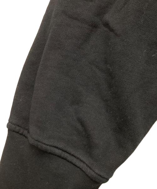 ALEXANDER McQUEEN（アレキサンダーマックイーン）ALEXANDER McQUEEN (アレキサンダーマックイーン) グラフィティプリント クルーネックスウェット ブラック サイズ:XLの古着・服飾アイテム