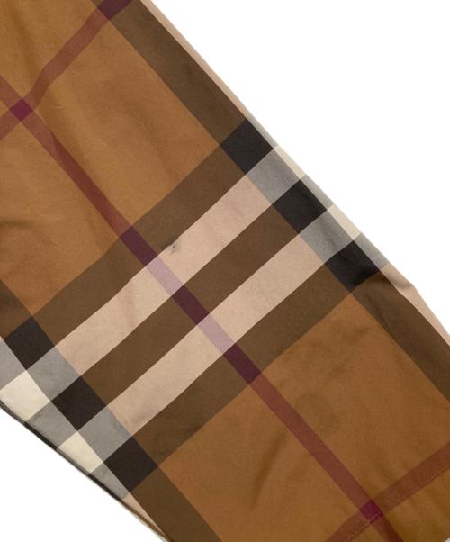 BURBERRY（バーバリー）BURBERRY (バーバリー) チェック フルジップ フーディッドジャケット ブラウン サイズ:36の古着・服飾アイテム