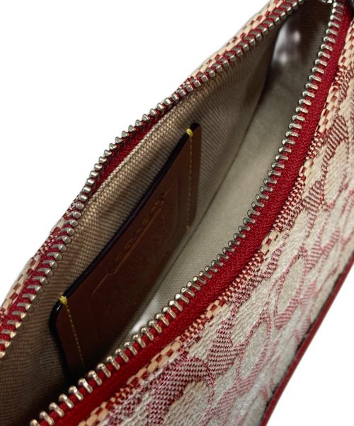 COACH（コーチ）COACH (コーチ) スウィンガー 20・シグネチャー ジャカード　CZ923 レッドの古着・服飾アイテム