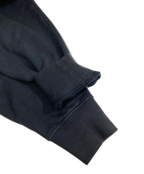 C.P COMPANY（シーピーカンパニー）C.P COMPANY (シーピーカンパニー) Garment Dyed レンズ付きスウェット ブラック サイズ:Mの古着・服飾アイテム