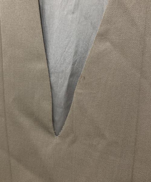 MM6 Maison Margiela（エムエムシックスメゾンマルジェラ）MM6 Maison Margiela (エムエムシックスメゾンマルジェラ) シワ加工 Vネック サイドスリット ロングワンピース S32CU0140 S47848　ノースリーブワンピース ブラウン サイズ:38の古着・服飾アイテム